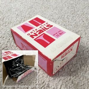 Vintage GRIP-RITE Steel Nails 4d Common 1 1/2” - 1 Pound Mostly Full Box - RARE!